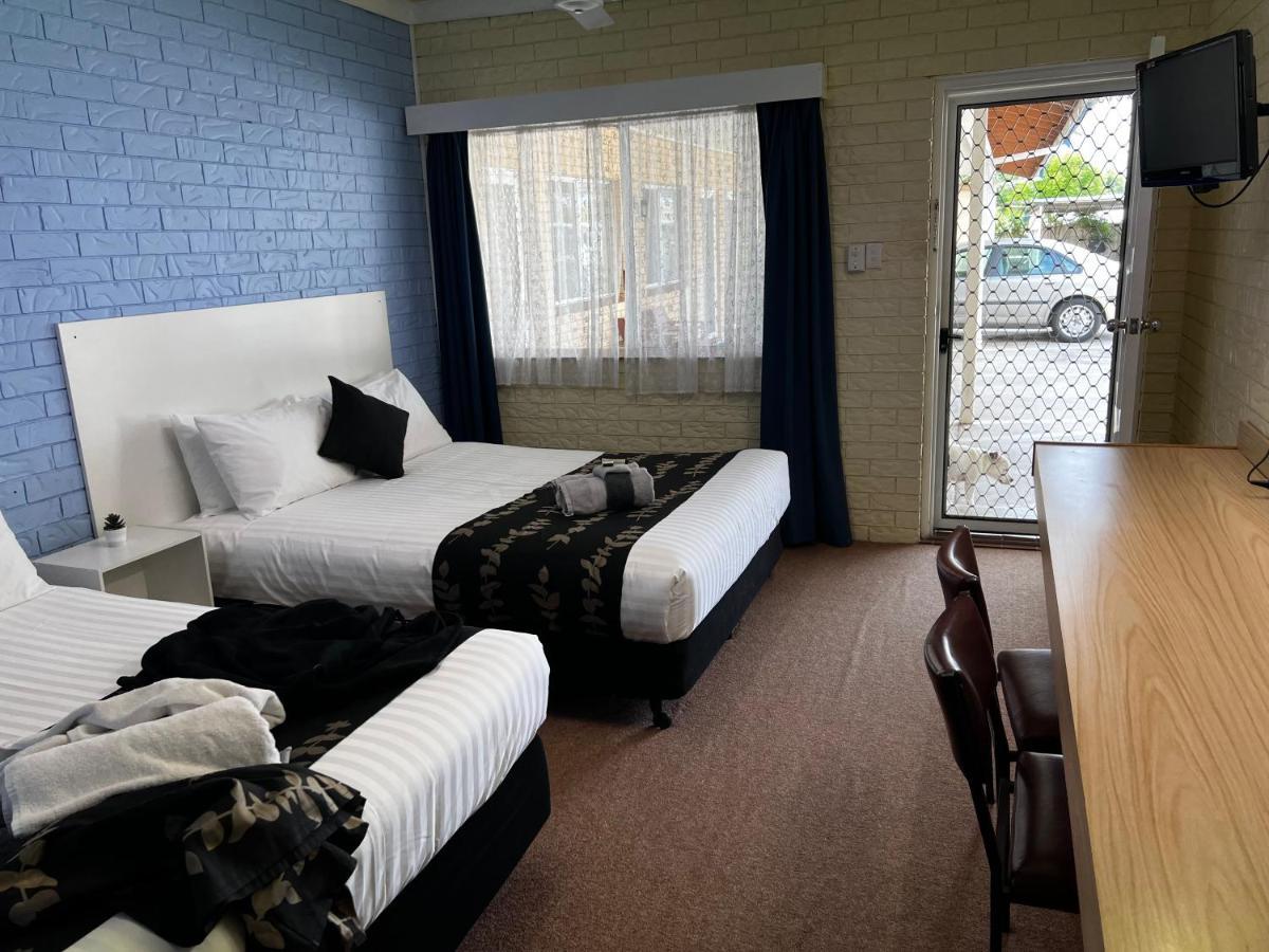 Jillaroo Motor Inn Глен Инес Екстериор снимка
