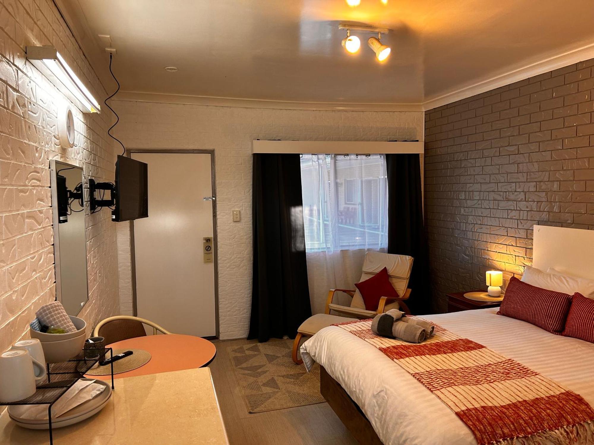 Jillaroo Motor Inn Глен Инес Екстериор снимка